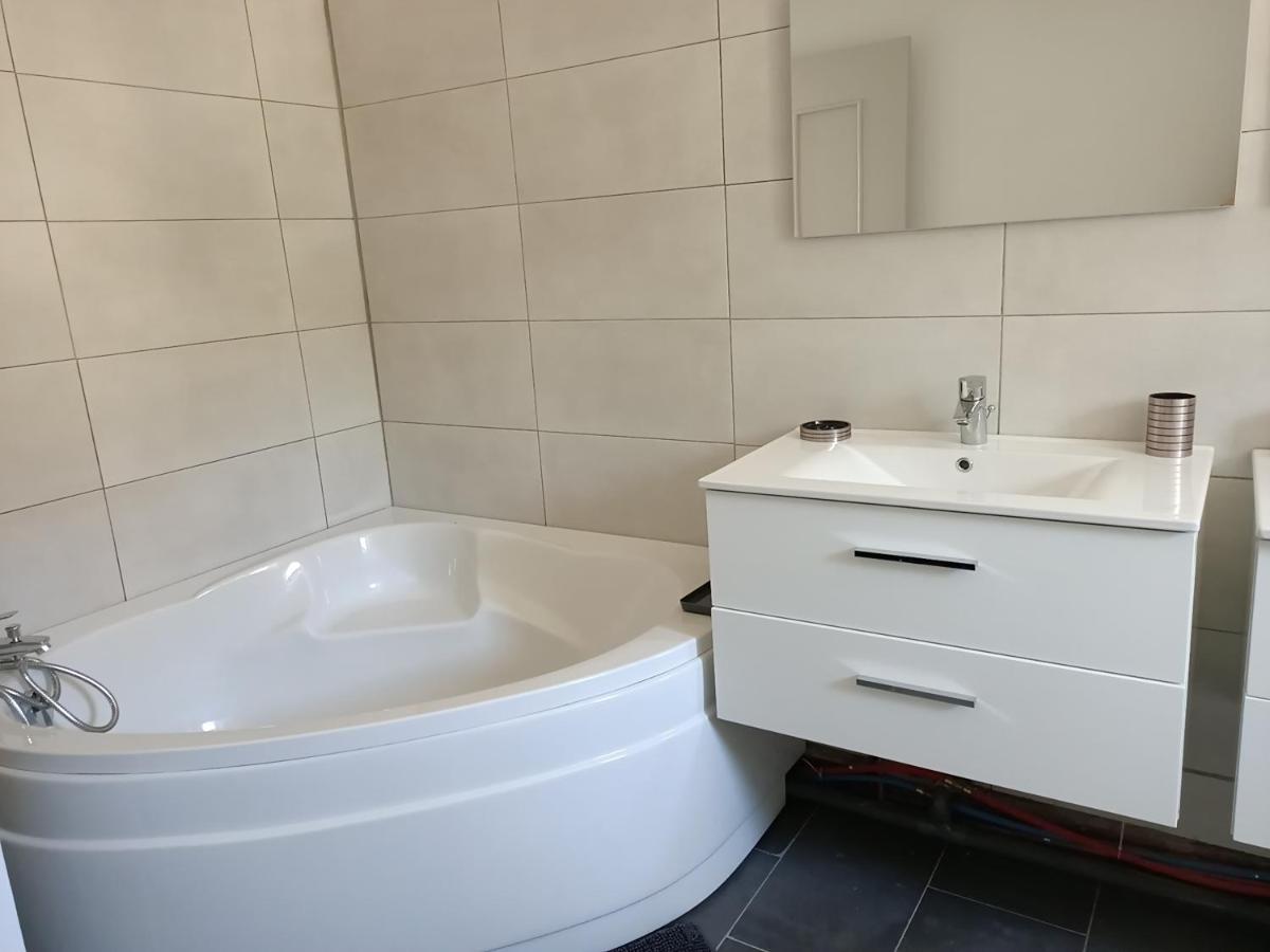 Location Bord de mer, villa de vacances 9 personnes - jardin Valras-Plage Extérieur photo